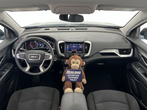 Used 2024 GMC Terrain SLE w/ Driver Convenience Package FWD image 19