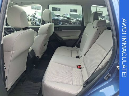 Used 2018 Subaru Forester 2.5i Premium AWD/4WD image 10