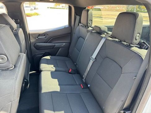 Used 2024 GMC Canyon Elevation image 17