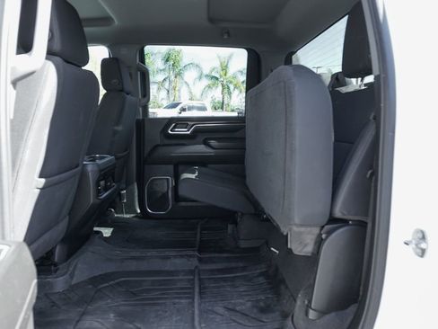 Used 2024 Chevrolet Silverado 3500 LT w/ Convenience Package image 28