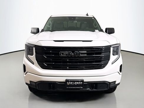 Used 2022 GMC Sierra 1500 Elevation w/ Preferred Package image 2