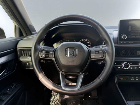 Used 2024 Honda CR-V Sport image 17