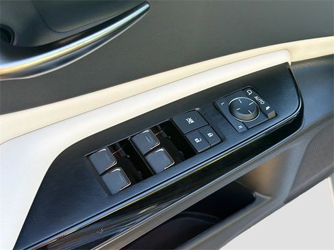 New 2025 Lexus ES 350 Ultra Luxury image 22