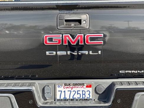 Used 2021 GMC Canyon Denali image 46