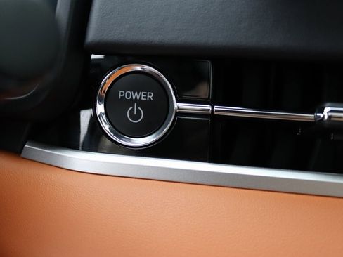 Used 2025 Mitsubishi Outlander SEL image 13