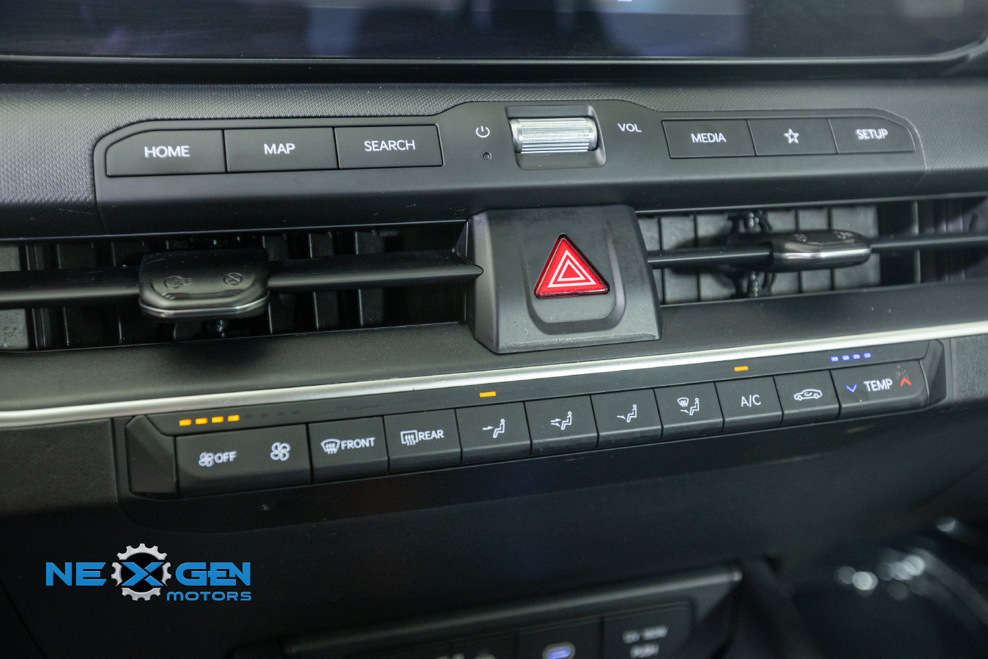 Used 2025 Kia K4 FWD image 20