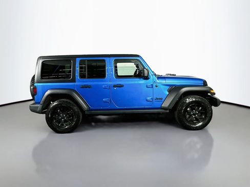 Used 2022 Jeep Wrangler Unlimited Sport AWD/4WD image 8