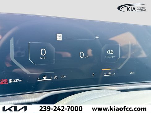 New 2026 Kia Sportage SX FWD image 39