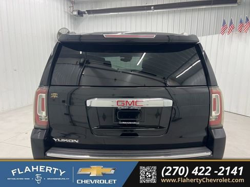 Used 2017 GMC Yukon Denali w/ Open Road Package image 4
