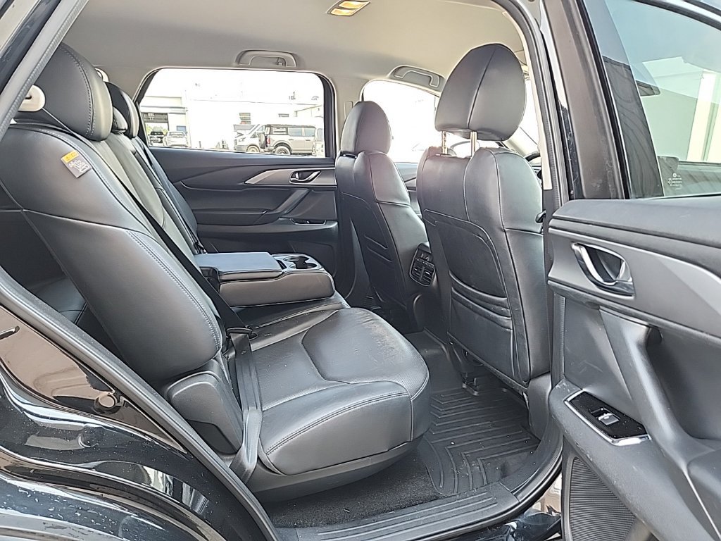 Used 2018 MAZDA CX-9 Touring AWD/4WD image 31