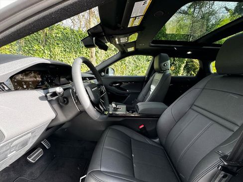New 2026 Land Rover Range Rover Evoque Dynamic SE image 10
