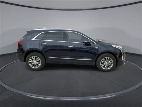 Used 2021 Cadillac XT5 Premium Luxury image 9
