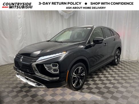 Used 2024 Mitsubishi Eclipse Cross SE image 1