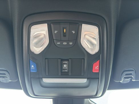 Used 2026 RAM 1500 Big Horn AWD/4WD image 16