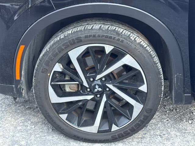Used 2024 Mitsubishi Outlander SE FWD image 25