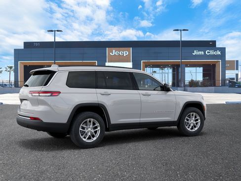 New 2026 Jeep Grand Cherokee L 4WD image 4