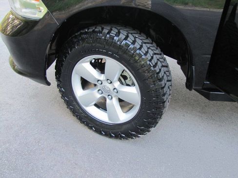 Used 2013 RAM 1500 Express AWD/4WD image 32