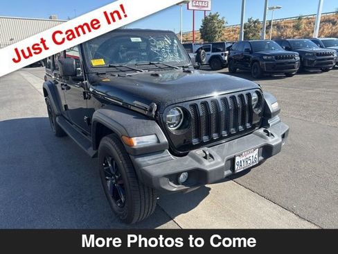Used 2022 Jeep Wrangler Unlimited Sport image 8