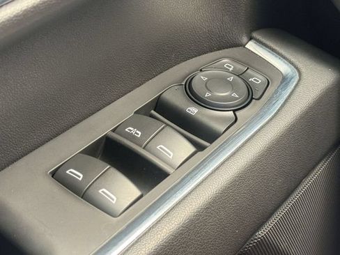 Used 2024 Chevrolet Silverado 1500 LT w/ Leather Package RWD image 24