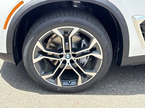 New 2026 BMW X5 sDrive40i w/ Climate Comfort Package RWD image 14