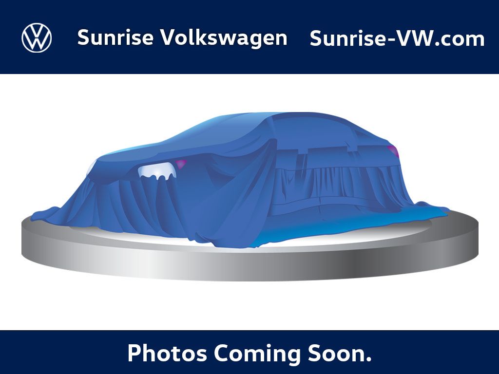 Used 2018 Ford Focus SE FWD image 1