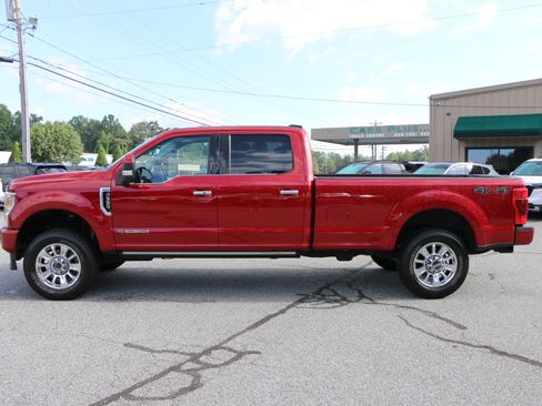Used 2022 Ford F350 Limited AWD/4WD image 2