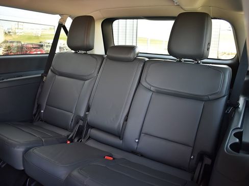 New 2026 Ford Expedition Max Active AWD/4WD image 7