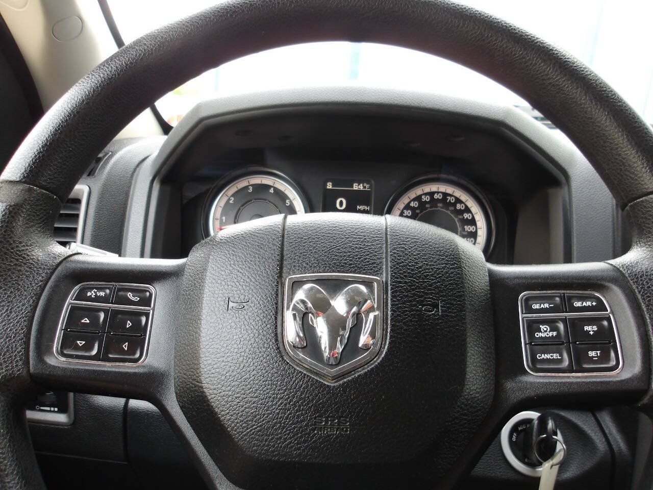 Used 2017 RAM 1500 Express w/ Express Value Package AWD/4WD image 16