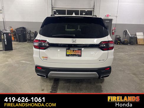 New 2025 Honda Pilot Elite image 6