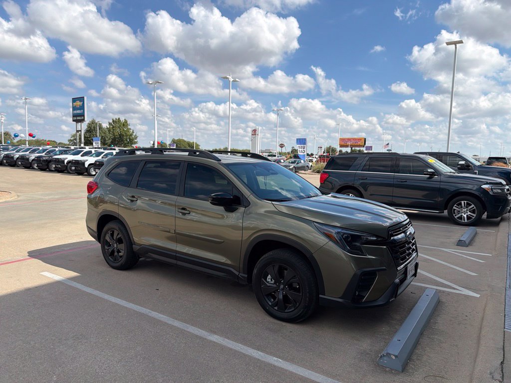 Used 2026 Subaru Ascent Premium AWD/4WD image 1