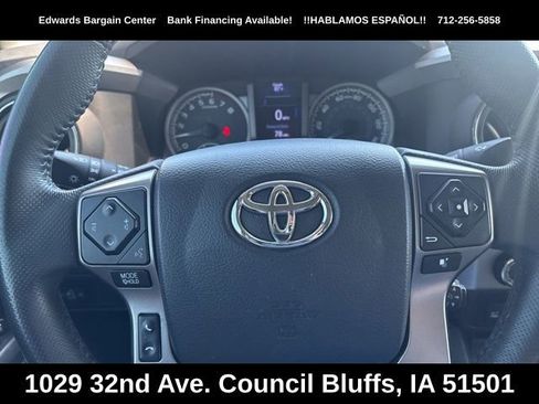 Used 2017 Toyota Tacoma SR5 w/ Tow Package AWD/4WD image 15