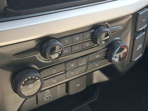 Used 2024 Ford F250 XLT AWD/4WD image 16