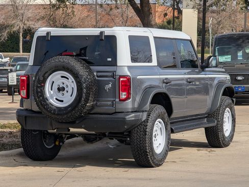 New 2025 Ford Bronco Heritage Edition image 4
