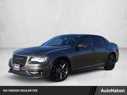 Used 2021 Chrysler 300 S w/ S Model Appearance Package RWD image 1