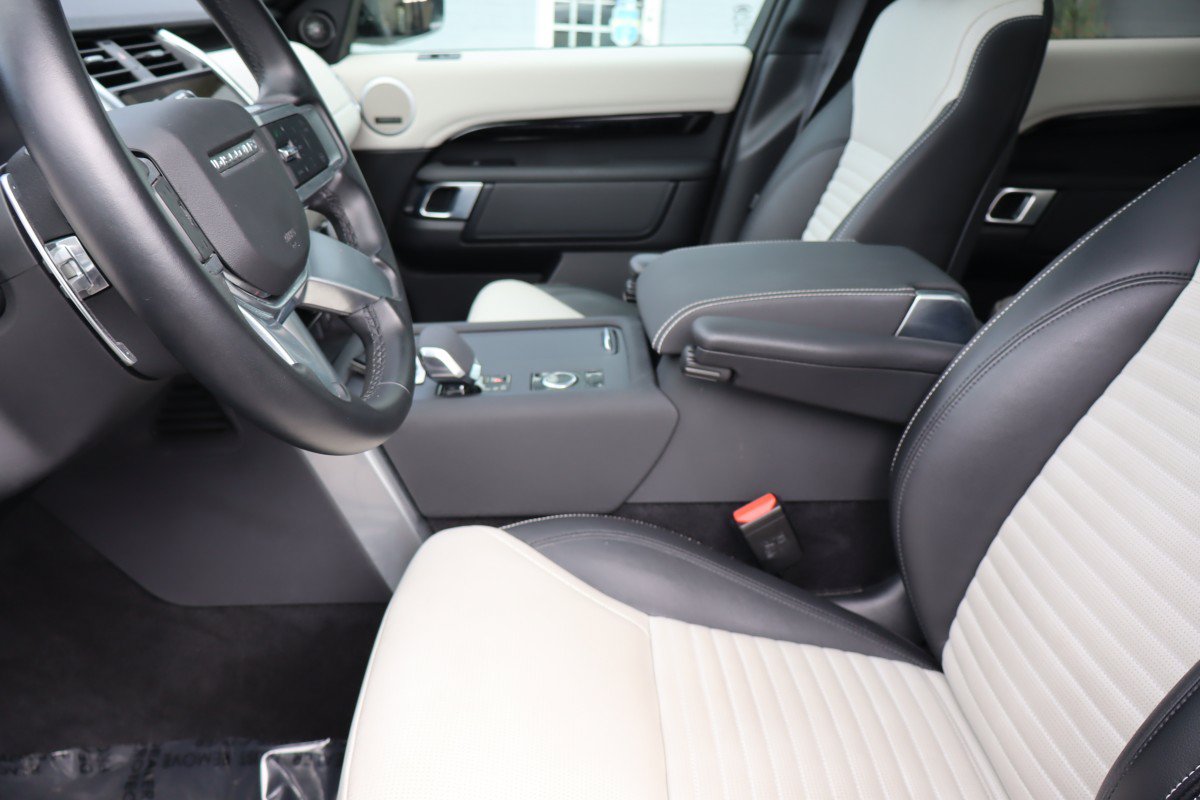 Used 2023 Land Rover Discovery S R-Dynamic AWD/4WD image 25