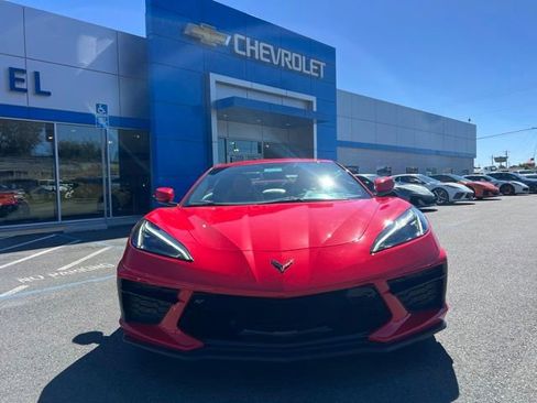 Used 2022 Chevrolet Corvette Stingray Premium Conv w/ Z51 Performance Package RWD image 10