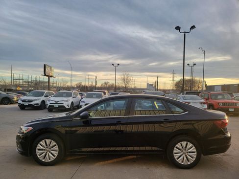 Used 2020 Volkswagen Jetta S image 4