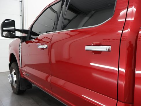 Used 2024 Ford F350 Lariat w/ Lariat Ultimate Package AWD/4WD image 38