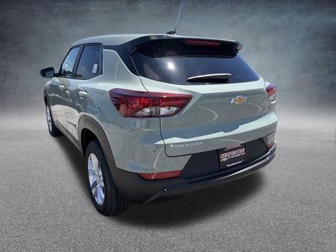 New 2026 Chevrolet TrailBlazer LS w/ LS Convenience Package FWD image 9