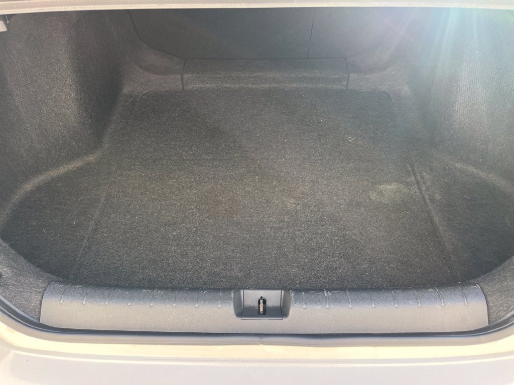Used 2019 Honda Civic EX image 11