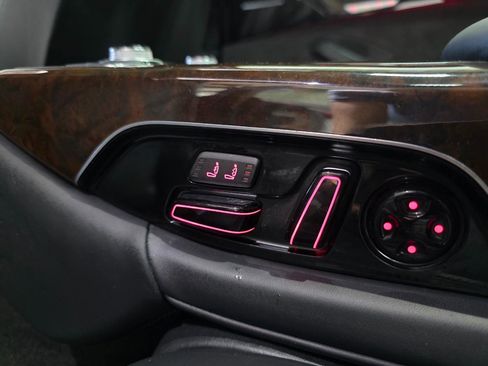 Used 2018 Audi A8 L 4.0T w/ Executive Package image 21