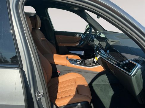New 2026 BMW X5 xDrive50e image 15