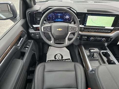 New 2026 Chevrolet Silverado 1500 LT w/ Z71 Off-Road Package image 4