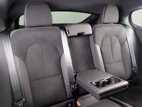 Used 2022 Volvo C40 P8 Recharge Ultimate image 17