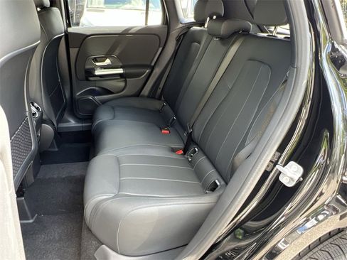 Certified 2025 Mercedes-Benz GLA 250 4MATIC image 23