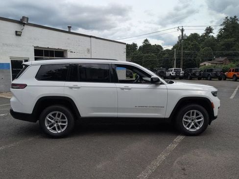 New 2026 Jeep Grand Cherokee L 4WD image 4