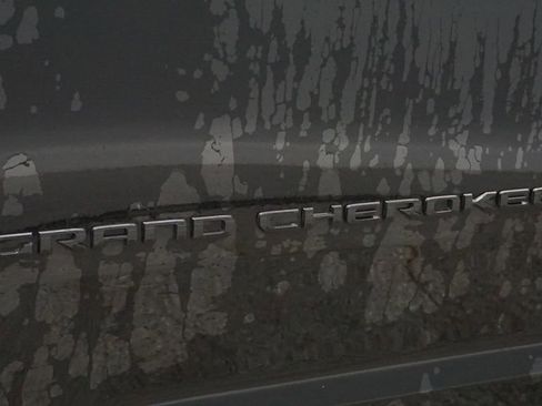 Used 2023 Jeep Grand Cherokee L Limited w/ Black Appearance Package image 14