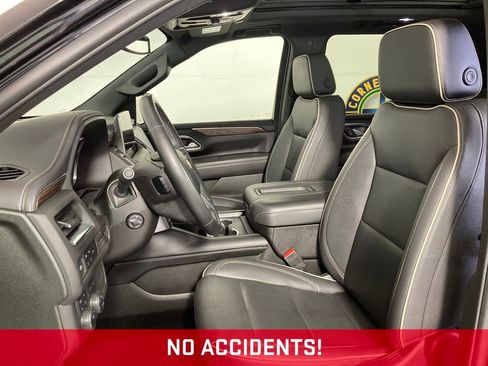 Used 2023 Chevrolet Suburban Premier AWD/4WD image 11