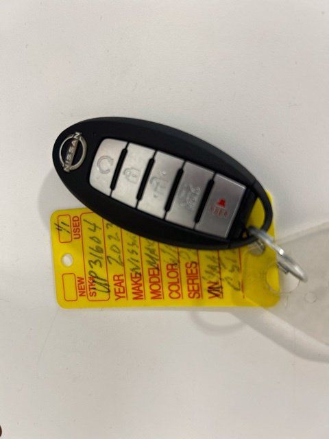 Used 2023 Nissan Maxima Platinum w/ Sport Mat Group FWD image 34