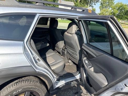 Used 2024 Subaru Outback Wilderness AWD/4WD image 12
